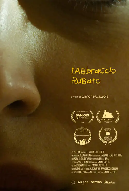 Distribuzione cortometraggi: "L'abbraccio rubato" di Simone Gazzola